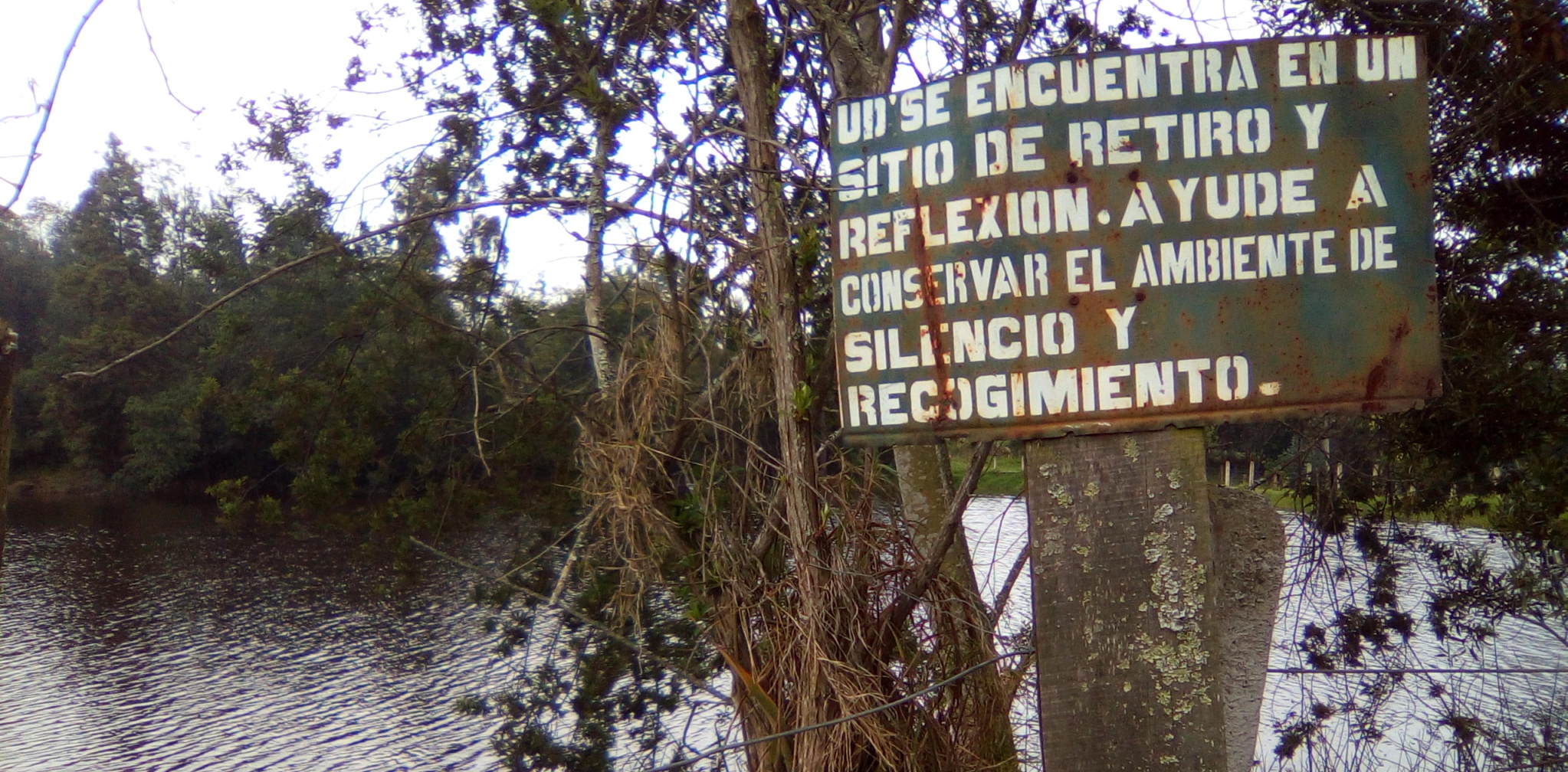 The lake inside the monastery of El Rosal